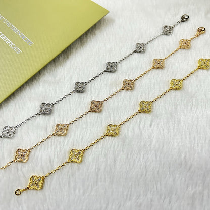 [Raffine] DIAMANTARMBAND MIT KLEEBLATT UND 6 MOTIV