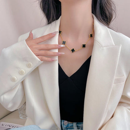 [Raffine] COLLAR DE ÓNIX CON 10 MOTIVOS DE TRÉBOL