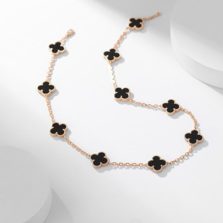 [Raffine] COLLAR DE ÓNIX CON 10 MOTIVOS DE TRÉBOL