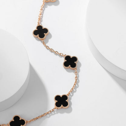 [Raffine] COLLAR DE ÓNIX CON 10 MOTIVOS DE TRÉBOL