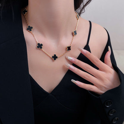 [Raffine] COLLAR DE ÓNIX CON 10 MOTIVOS DE TRÉBOL