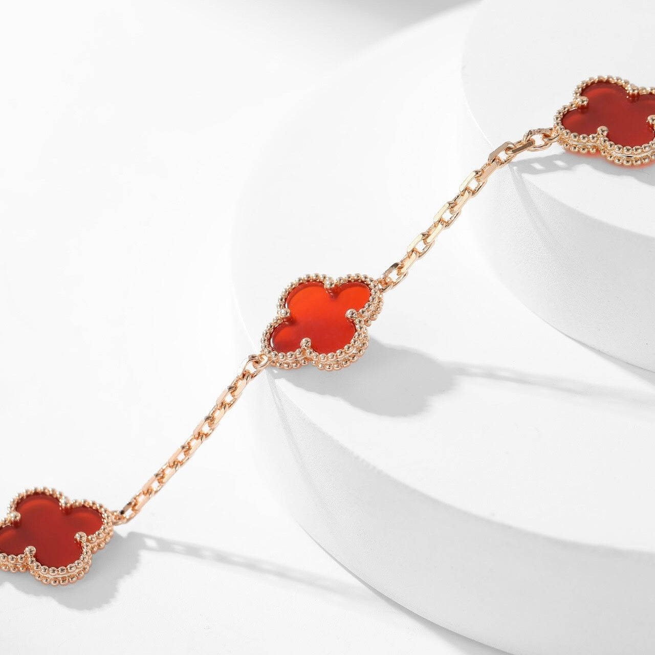 [Raffine] COLLAR DE CORNALINA CON 10 MOTIVOS DE TRÉBOL