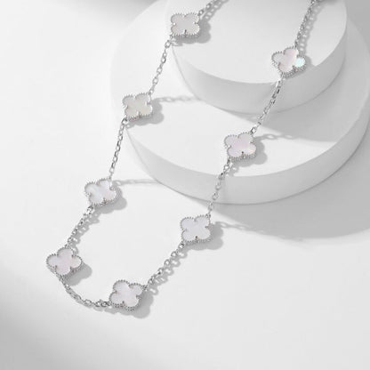 [Raffine] COLLAR DE NÁCAR BLANCO CON 10 MOTIVOS DE TRÉBOL
