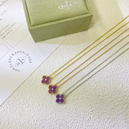 [Raffine] COLLAR TRÉBOL DE 15 MM CON DIAMANTE PÚRPURA Y VIOLETA