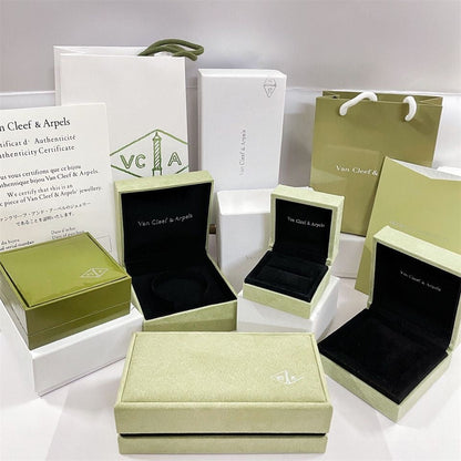 [Raffine]VA CLOVER BOX GIFT BAG