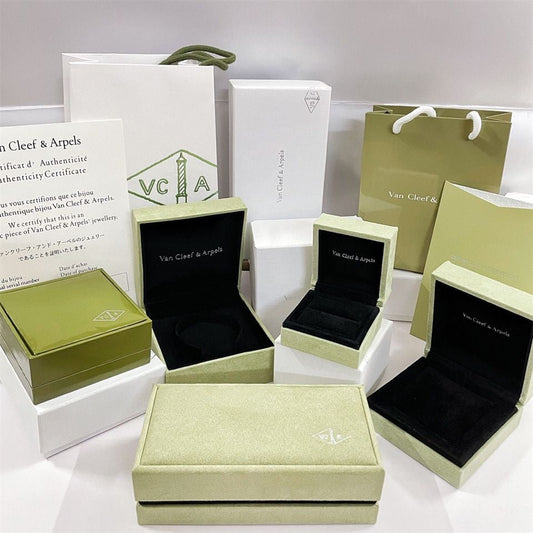 [Raffine]VA CLOVER BOX GIFT BAG