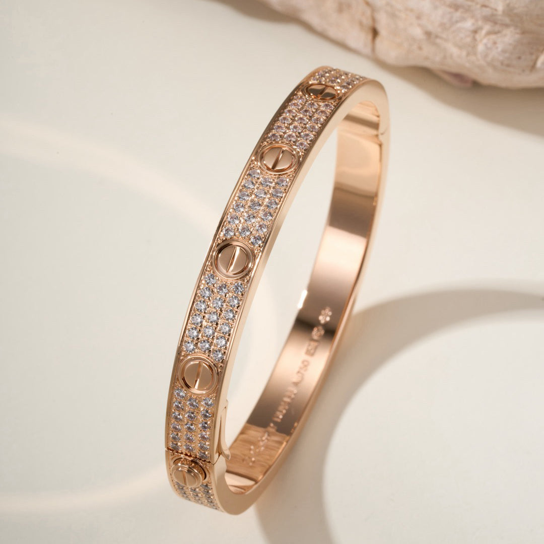 [Lora] LOVE BRACELET 6.1MM DIAMOND-PAVED