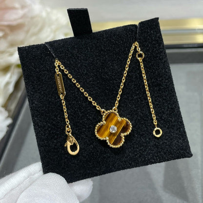 [Raffine]Collar de TRÉBOL de 15 mm con diamantes y ágata ojo de tigre amarilla