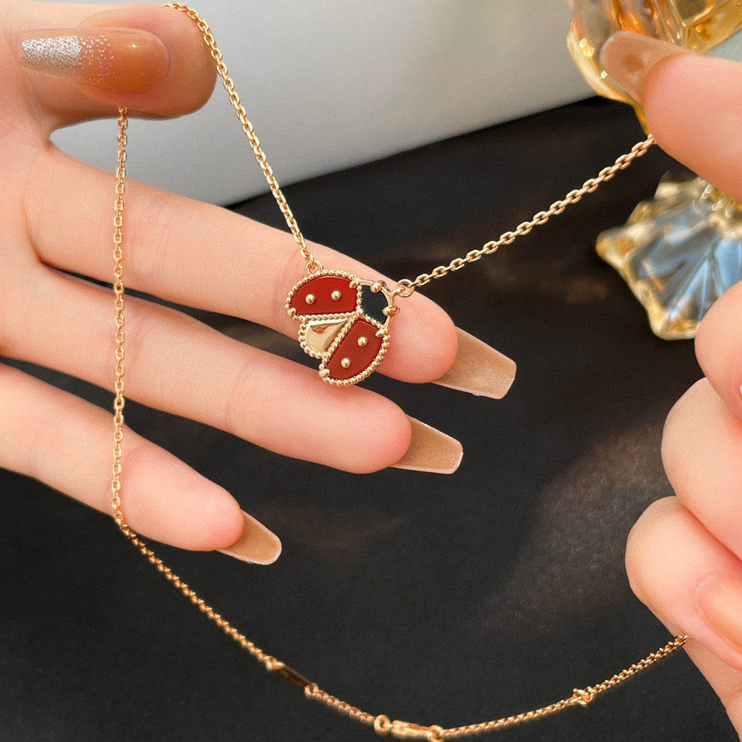 [Raffine]LUCKY  CARNELIANS LADYBUG NECKLACE