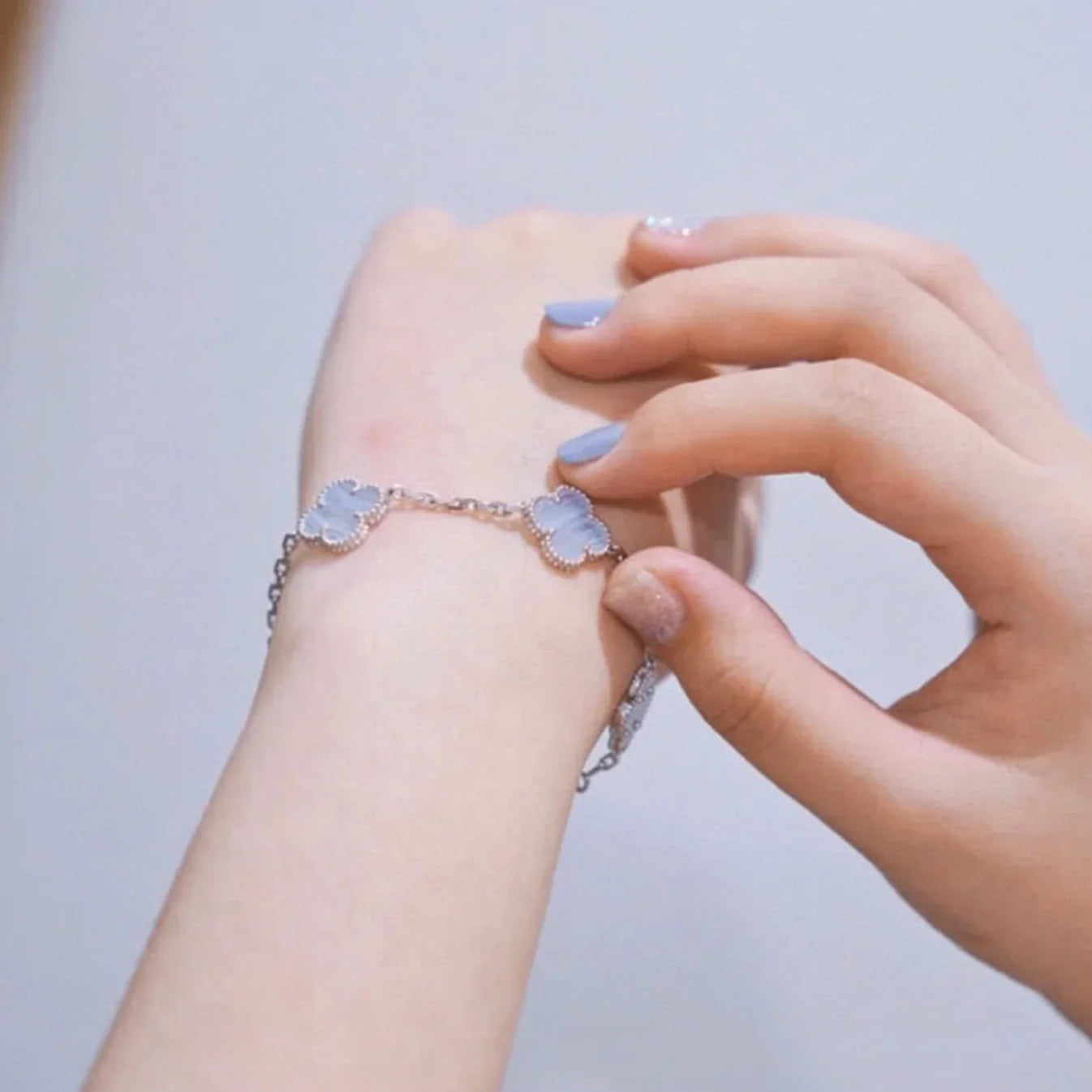 [Raffine] CLOVER 5 MOTIV LILA CHALZEDON ARMBAND KOLLEKTION