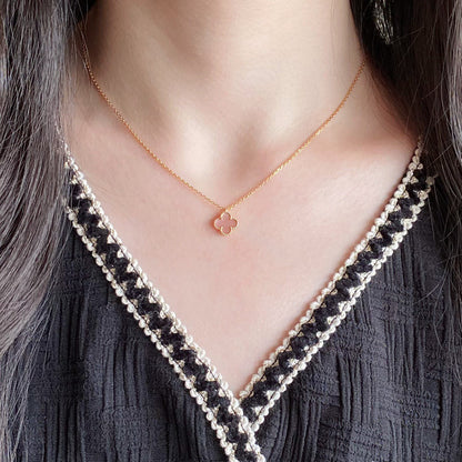 [Raffine] COLLAR DE UNA SOLA FLOR DE NÁCAR ROSA DE 9,5 MM CON TRÉBOL
