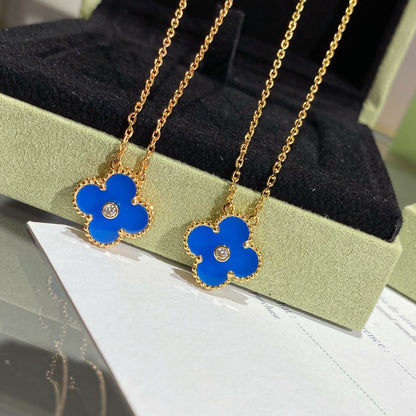 [Raffine] COLLAR DE TRÉBOL DE 15 MM CON DIAMANTES Y ÁGATA AZUL