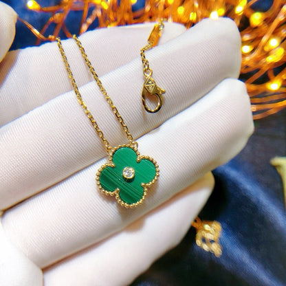 [Raffine] COLLAR DE TRÉBOL CON TURQUESA Y DIAMANTE DE 15 MM