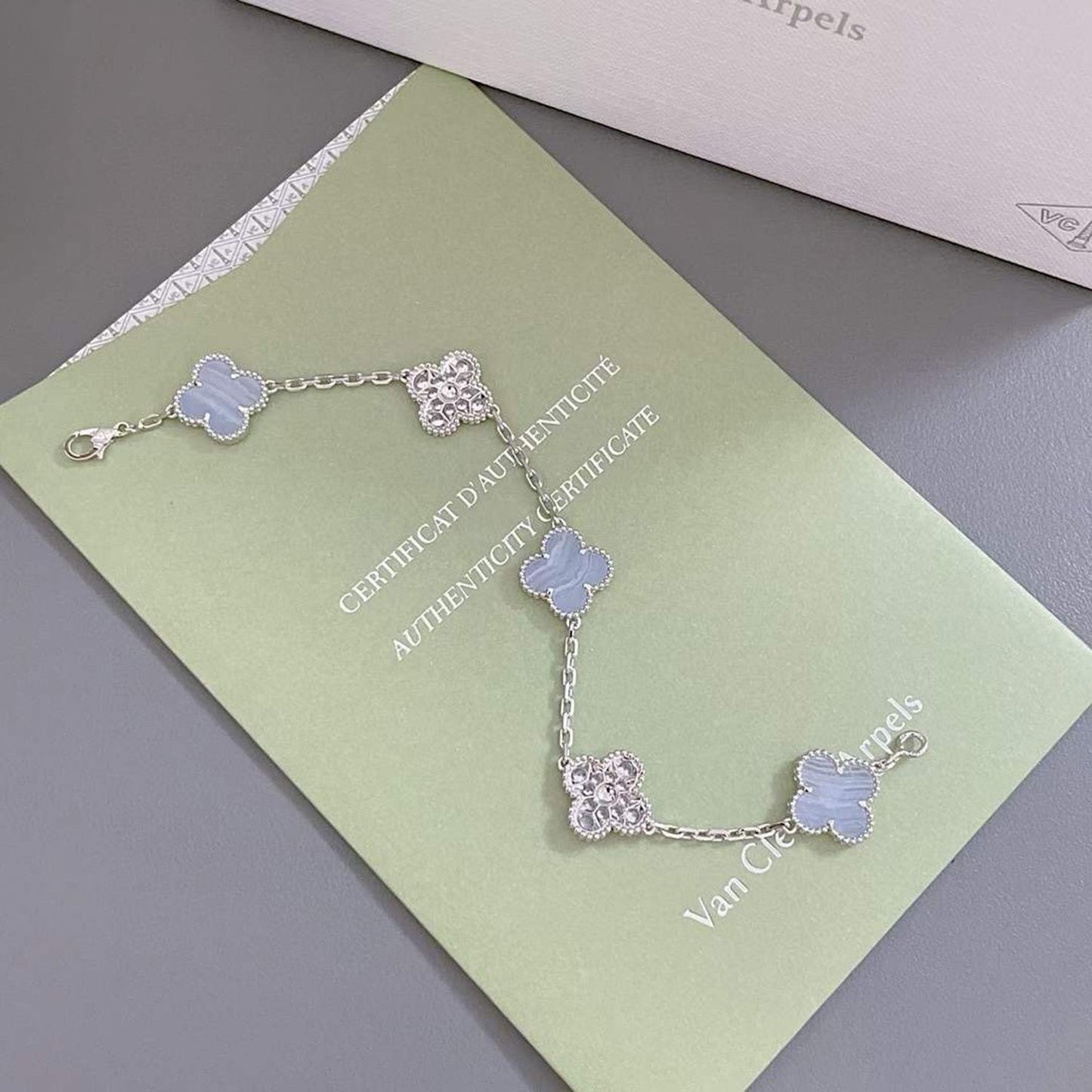 [Raffine]CLOVER  5 MOTIF DIAMOND PURPLE CHALCEDONY BRACELET SILVER