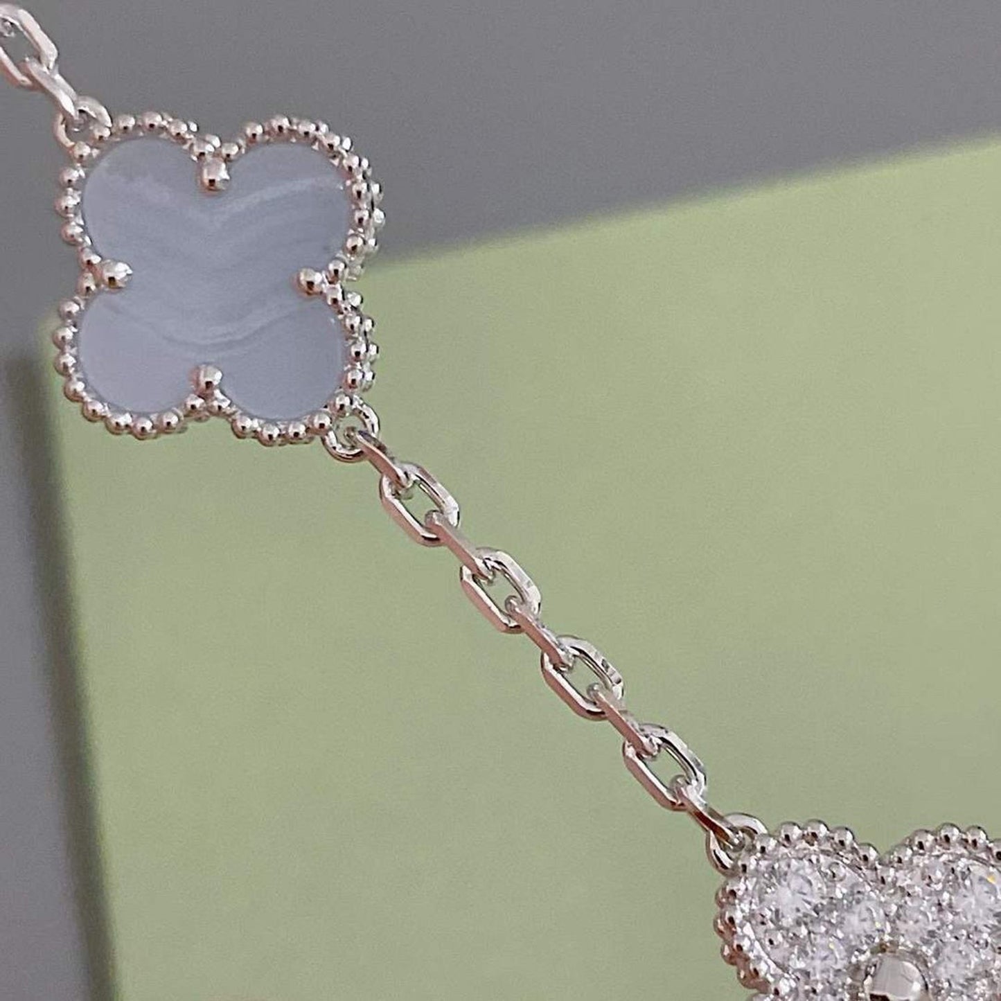 [Raffine]CLOVER  5 MOTIF DIAMOND PURPLE CHALCEDONY BRACELET SILVER