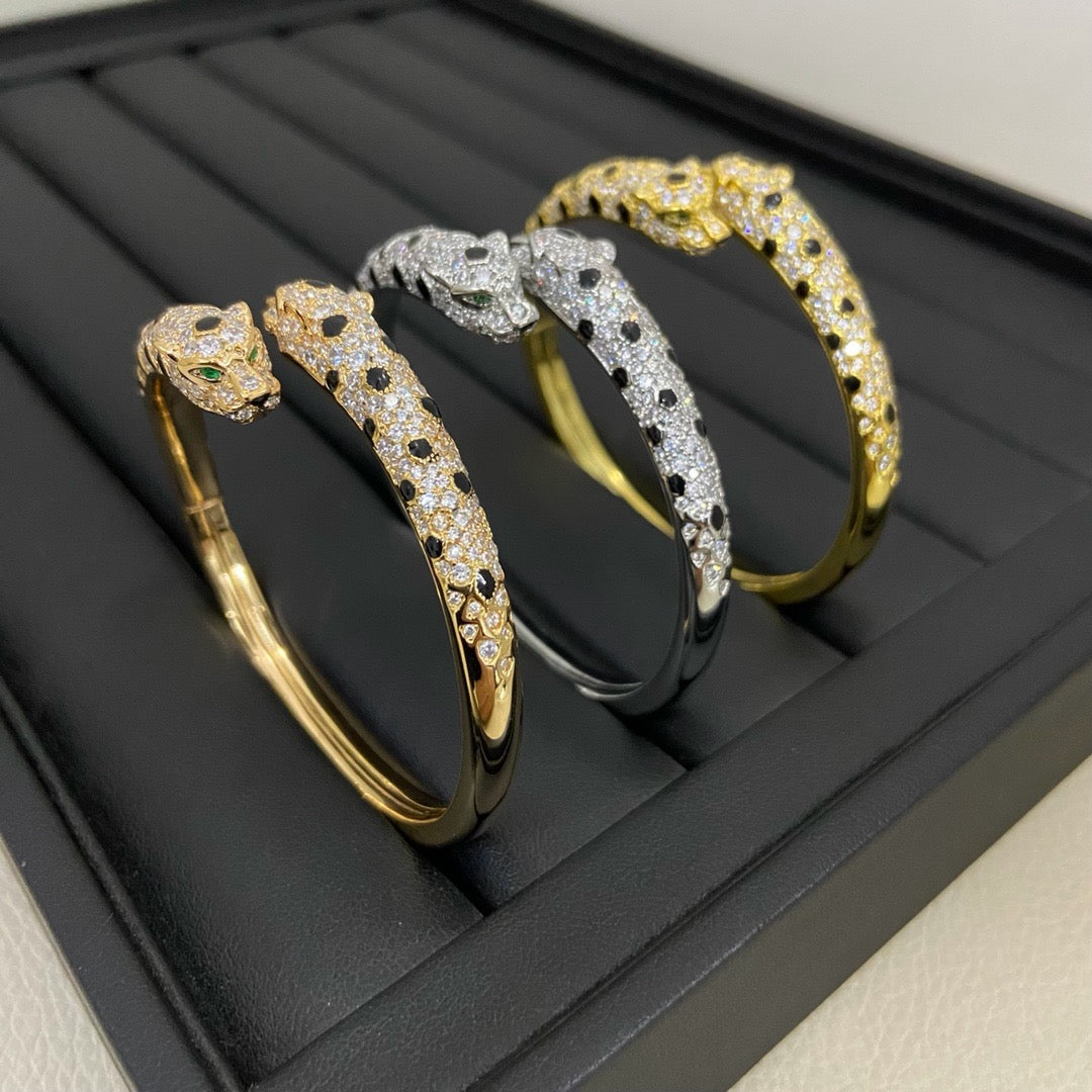 [Raffine]PANTHERE DOUBLE HEADED HALF DIAMOND OPEN BRACELET