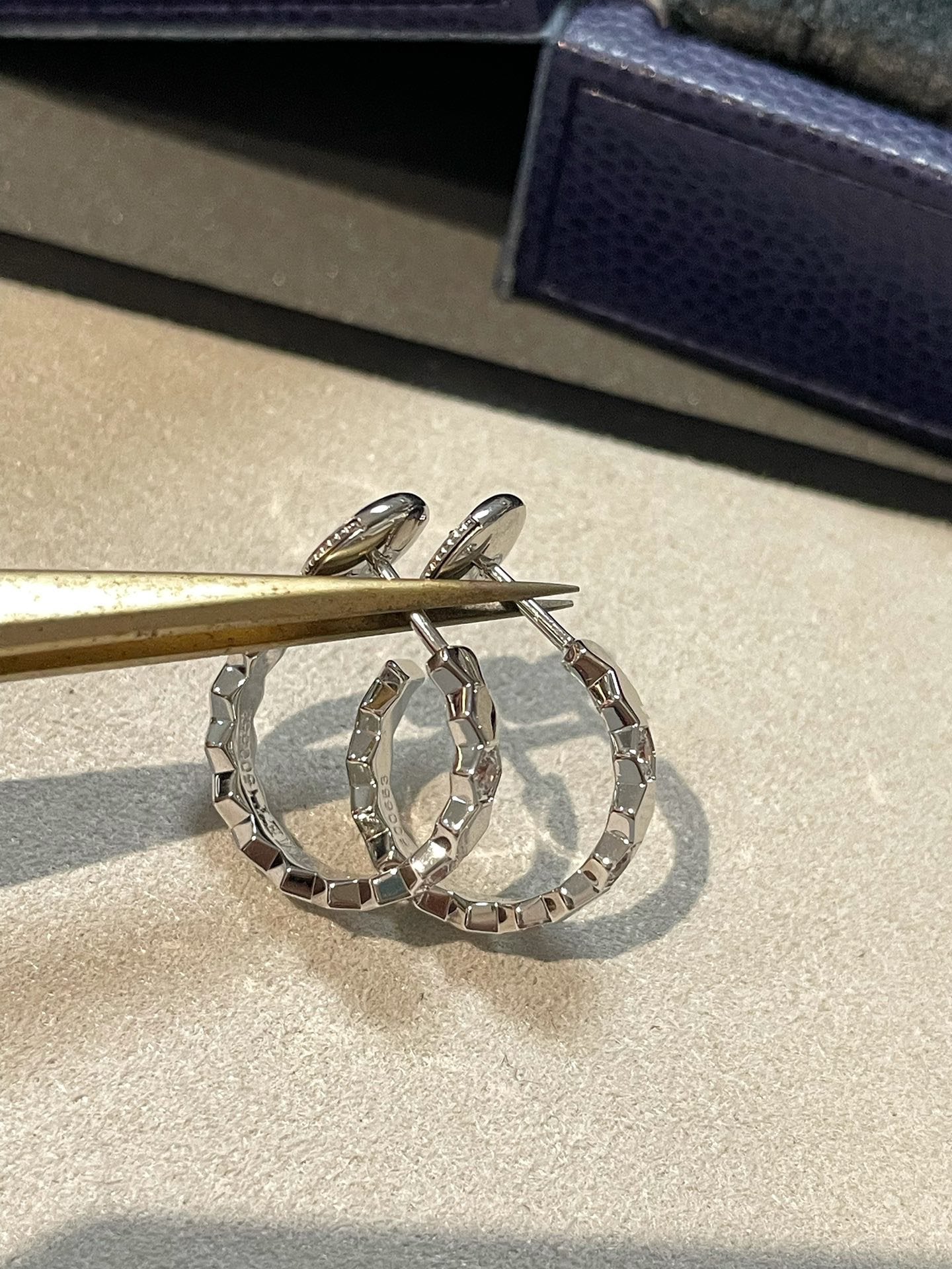 [Raffine]Hollow Design Four-Leaf Clover Flower Shape Ring