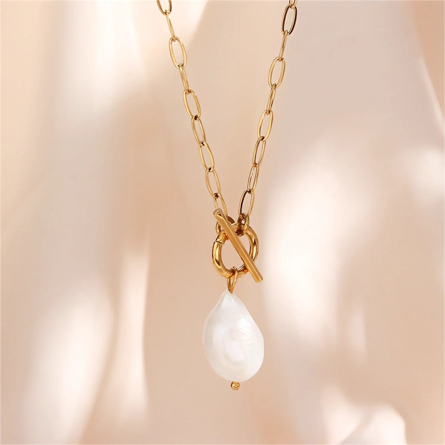 [Raffine]Aphrodite Freshwater Pearl Necklace