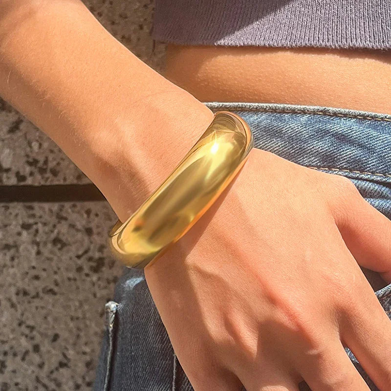 [Raffine]Maelis Smooth Gold Bangle
