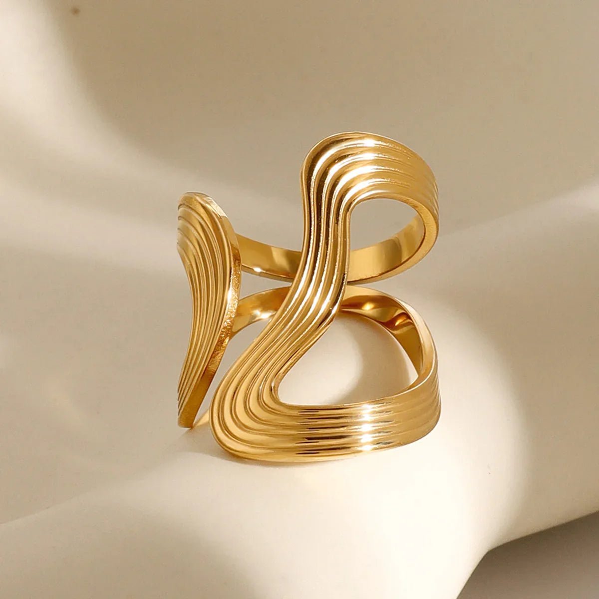 [Raffine]Vivi Twisted Band Gold Ring
