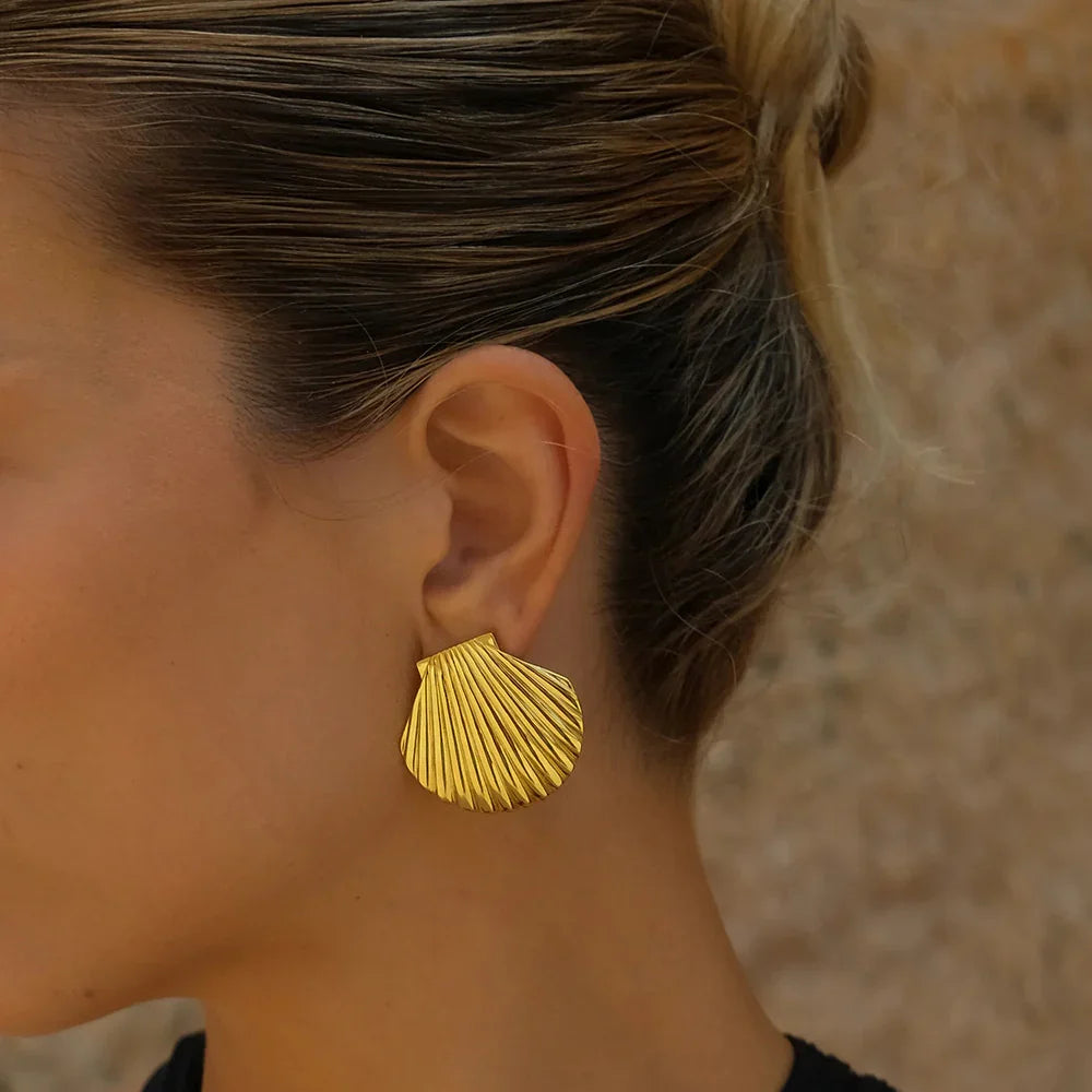 [Raffine]Nicole Seashell Gold Earrings