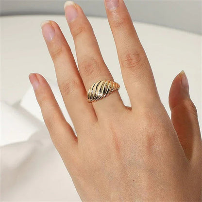 [Raffine]Ylenna Gold Croissant Ring
