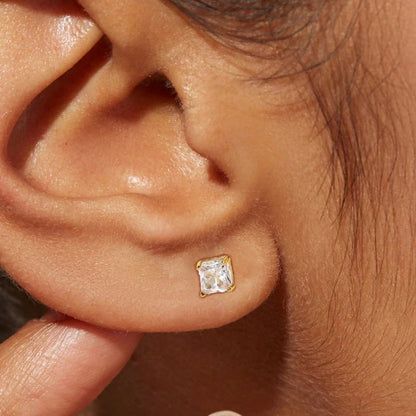 [Raffine]March Solitaire Gold Earrings