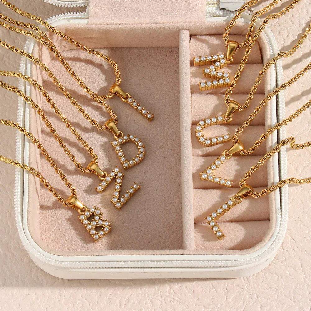 [Raffine]Elodie Initial Letter Pearl Necklace