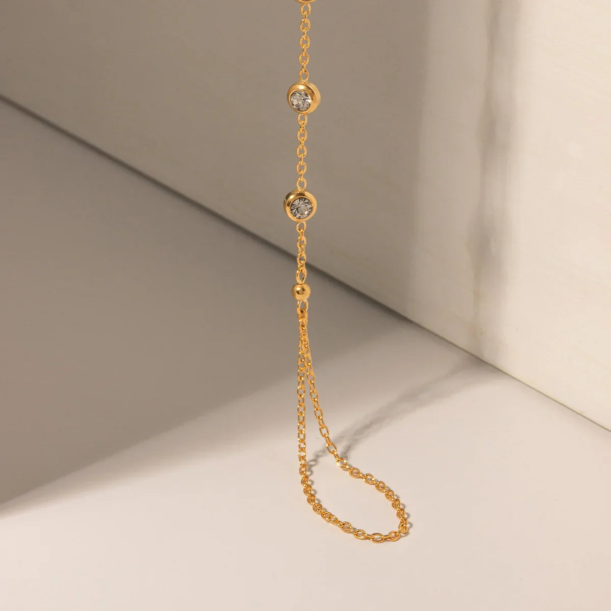 [Raffine]Leona Diamond Hand Chain