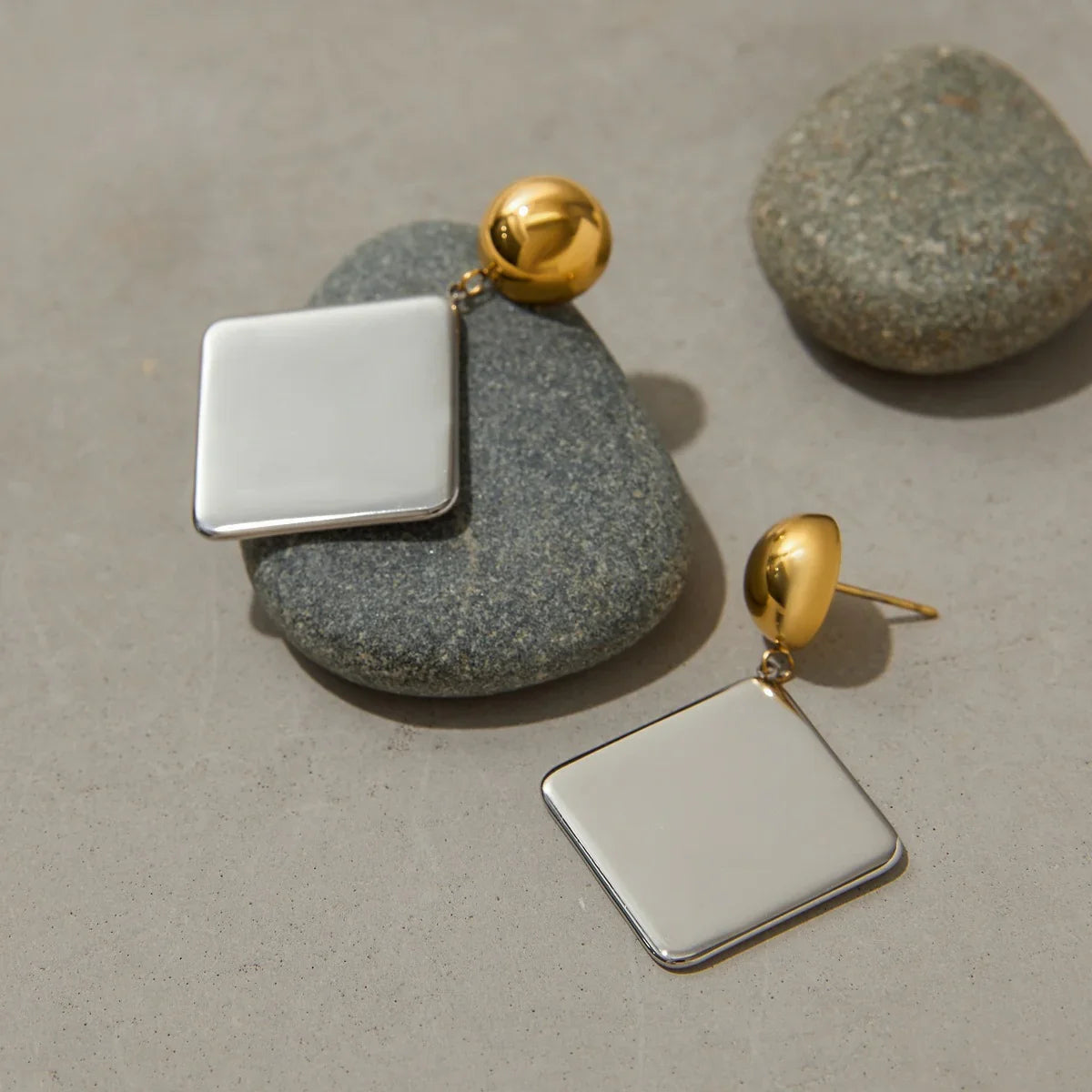 [Raffine]Kelly Geometric Drop Earrings