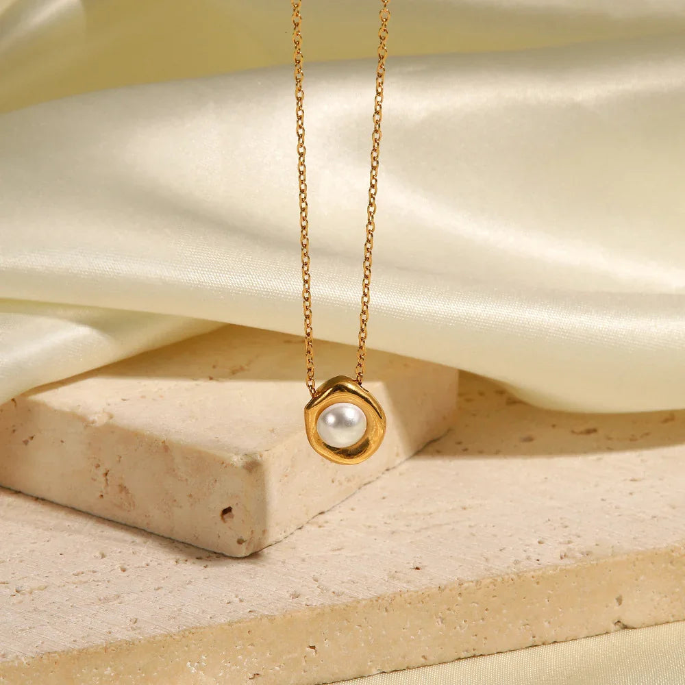 [Raffine]Nancy Freshwater Pearl Necklace