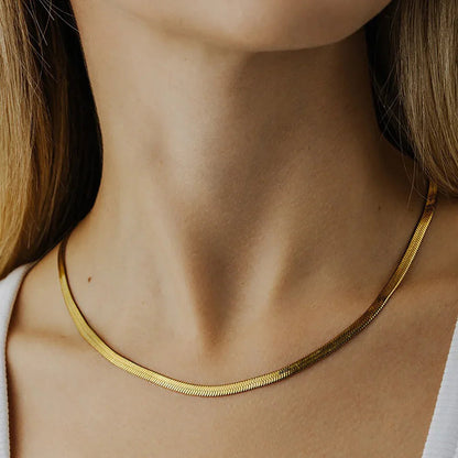 [Raffine]Elysian Gold Herringbone Necklace