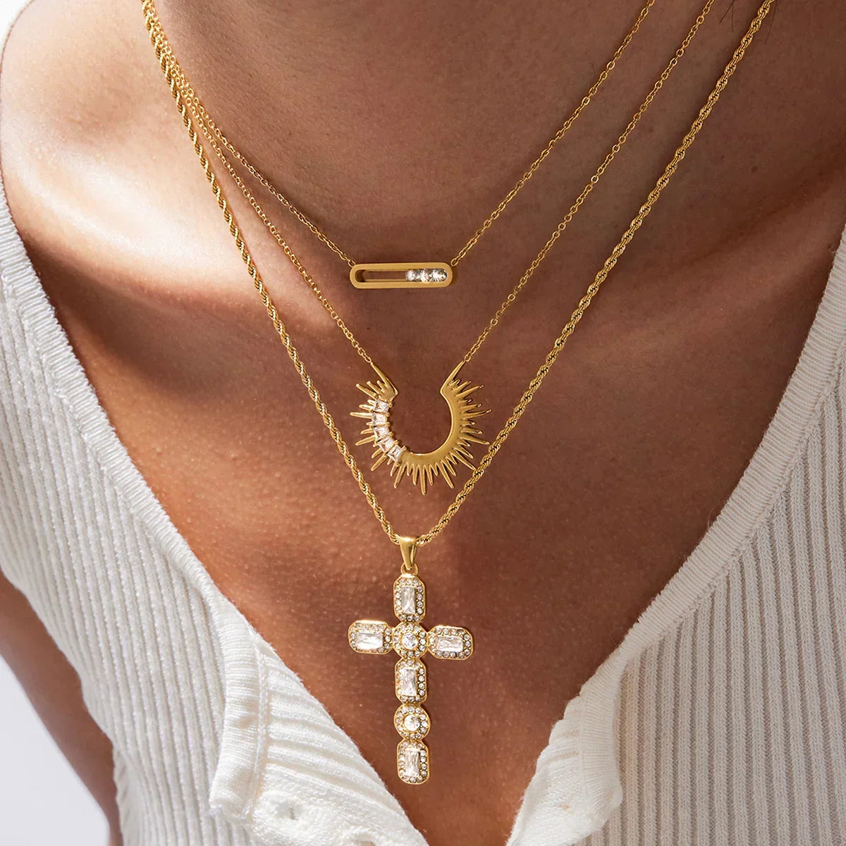 [Raffine]Abby Sculpted Gold Pendant