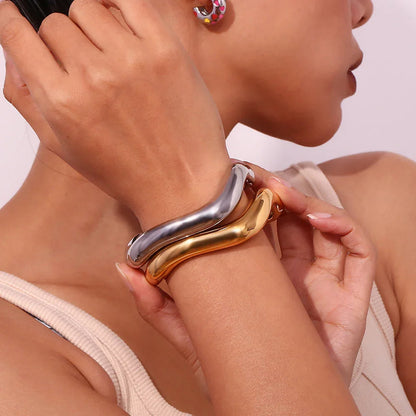 [Raffine]Zaria Asymmetrical Gold Bangle