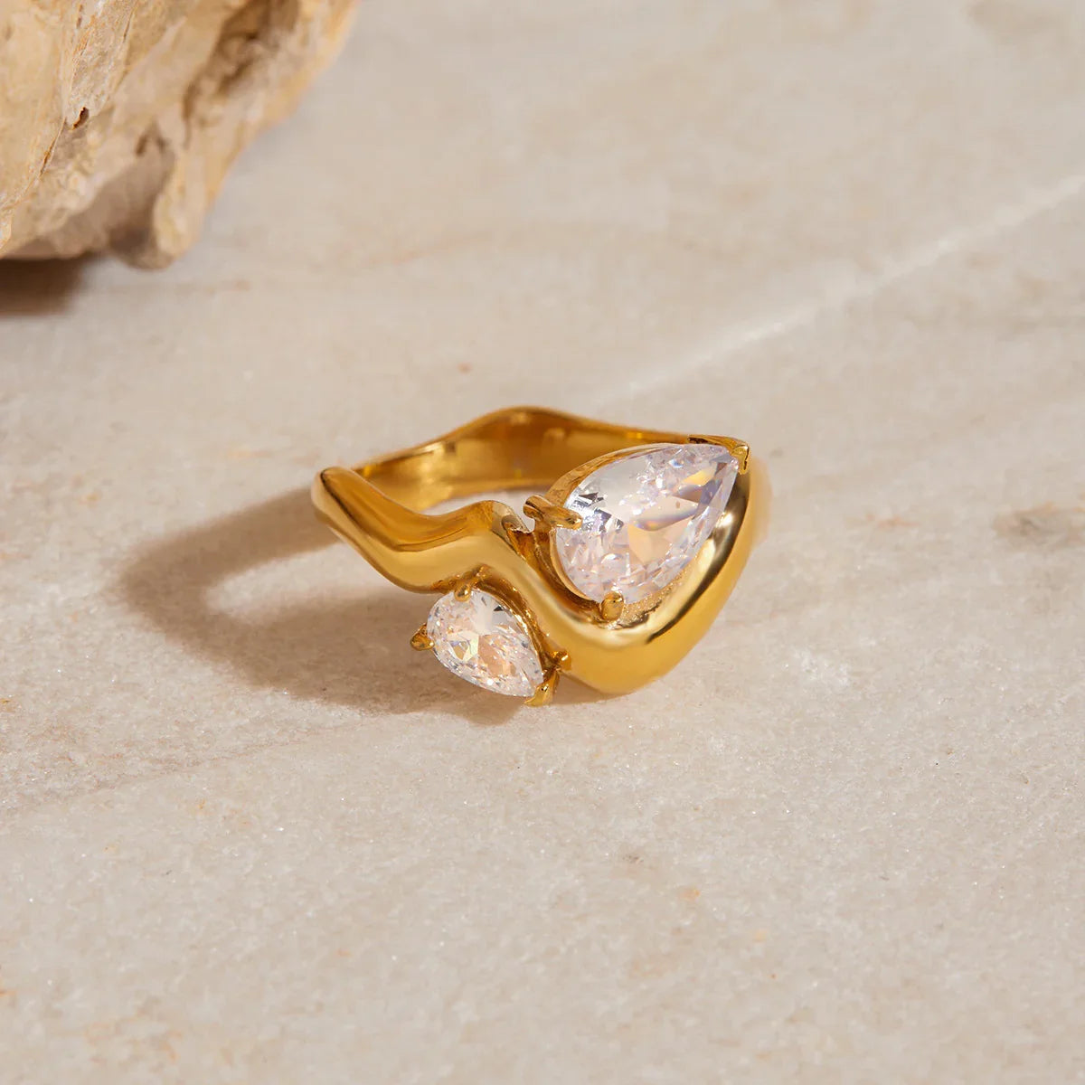 [Raffine]Soletta Diamond Teardrop Gold Ring