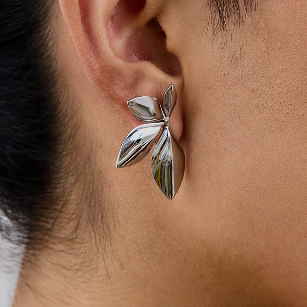 [Raffine]Velle Gold Petal Earrings