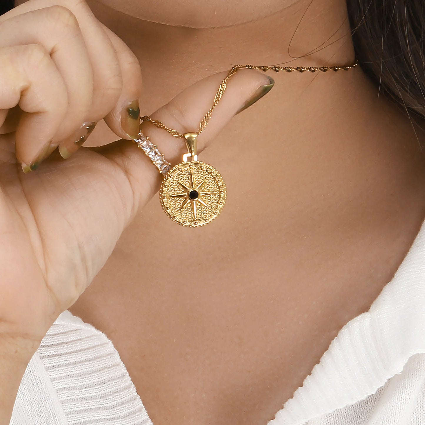 [Raffine]Ellie Compass Necklace