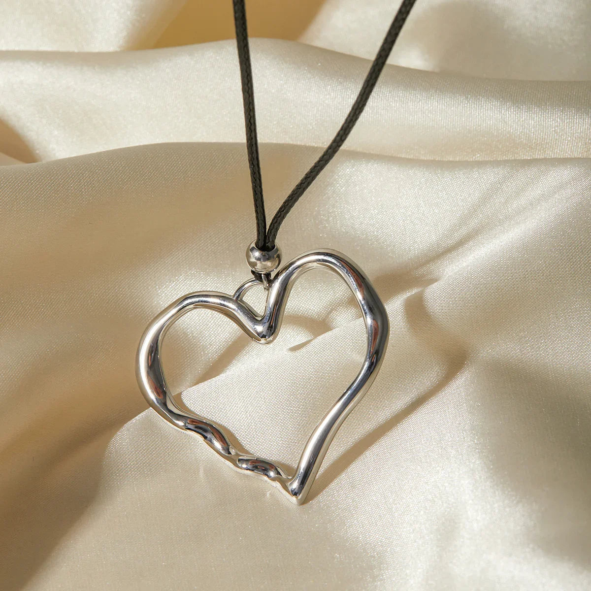 [Raffine]Francine Heart Pendant