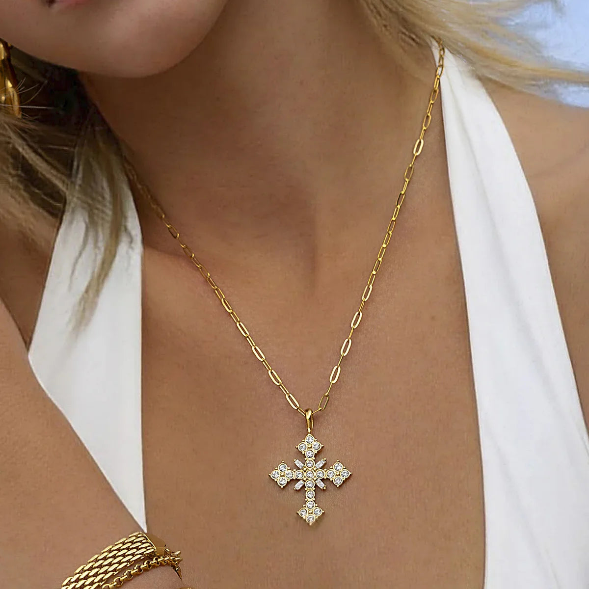 [Raffine]Divina Crystal Cross Necklace