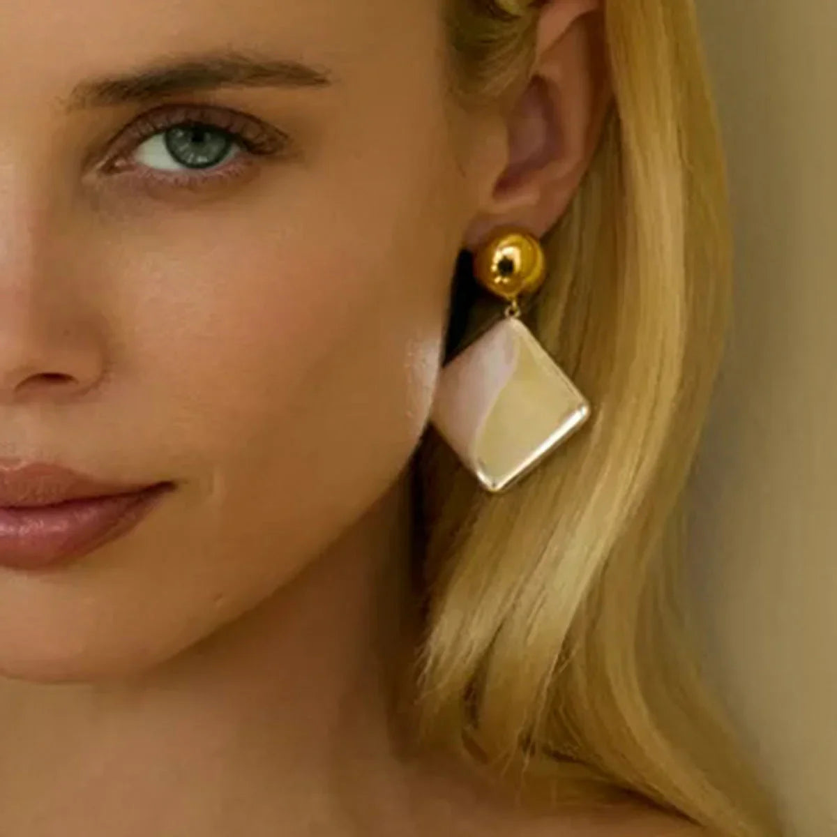 [Raffine]Kelly Geometric Drop Earrings