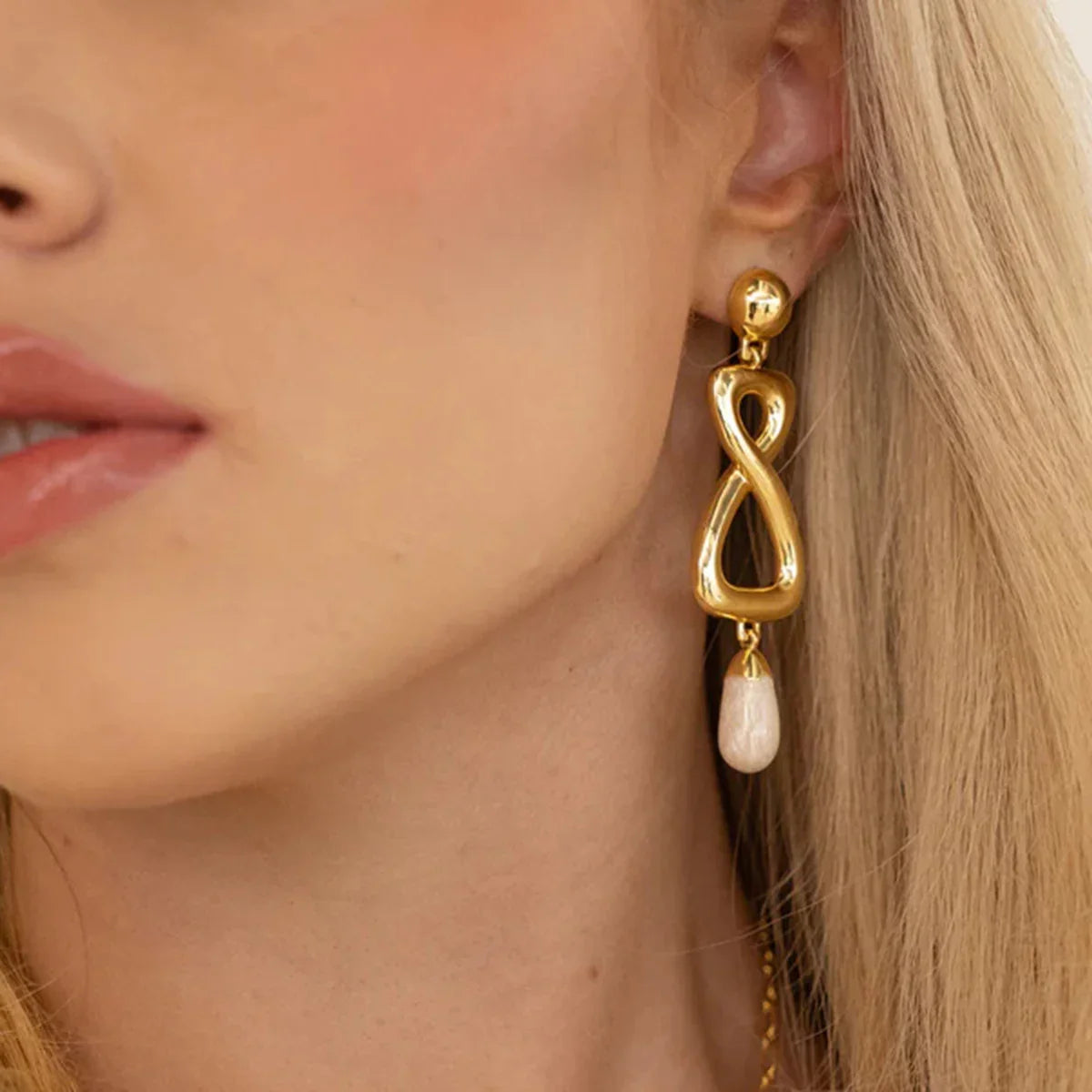 [Raffine]Kaylee Freshwater Pearl Earrings