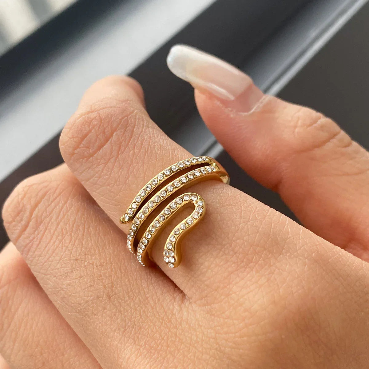 [Raffine]Serpentina Layered Diamond Ring