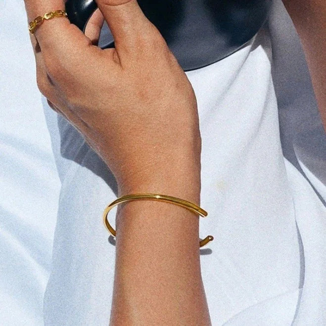 [Raffine]Ara Gold Bangle