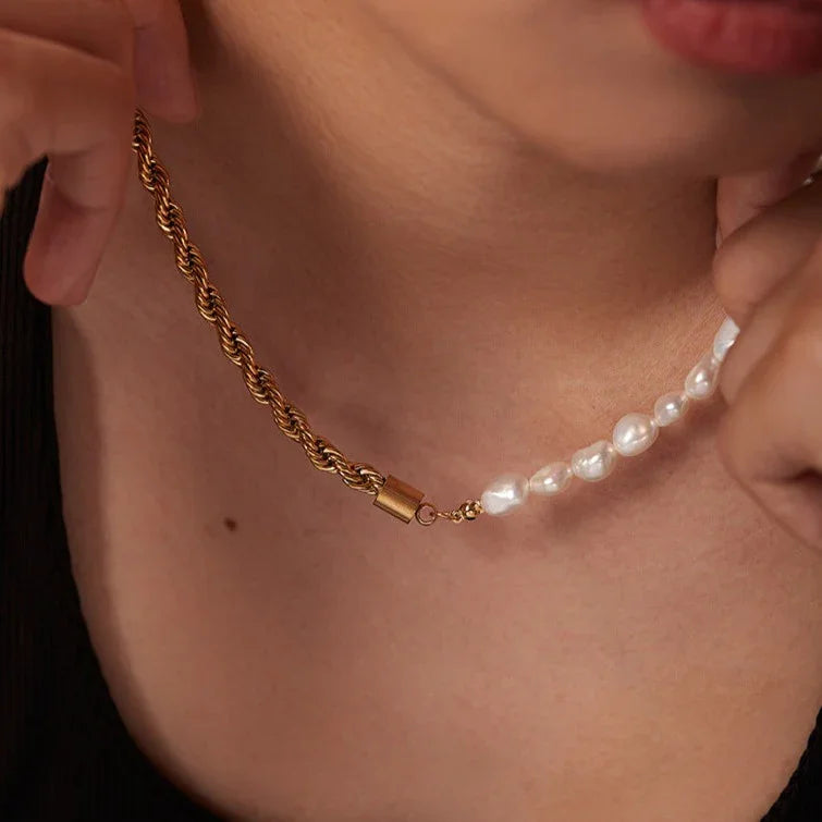[Raffine]Dualia Gold Pearl Necklace
