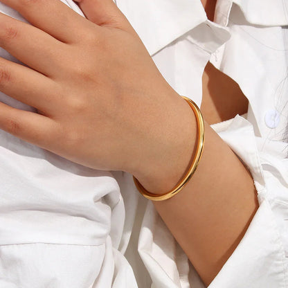 [Raffine]Ara Gold Bangle