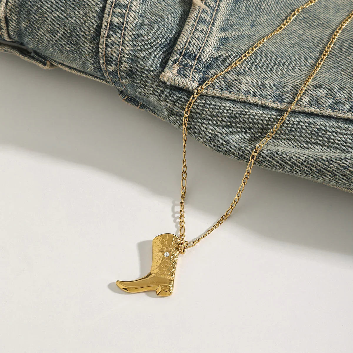[Raffine]Makayla Gold Boot Pendant
