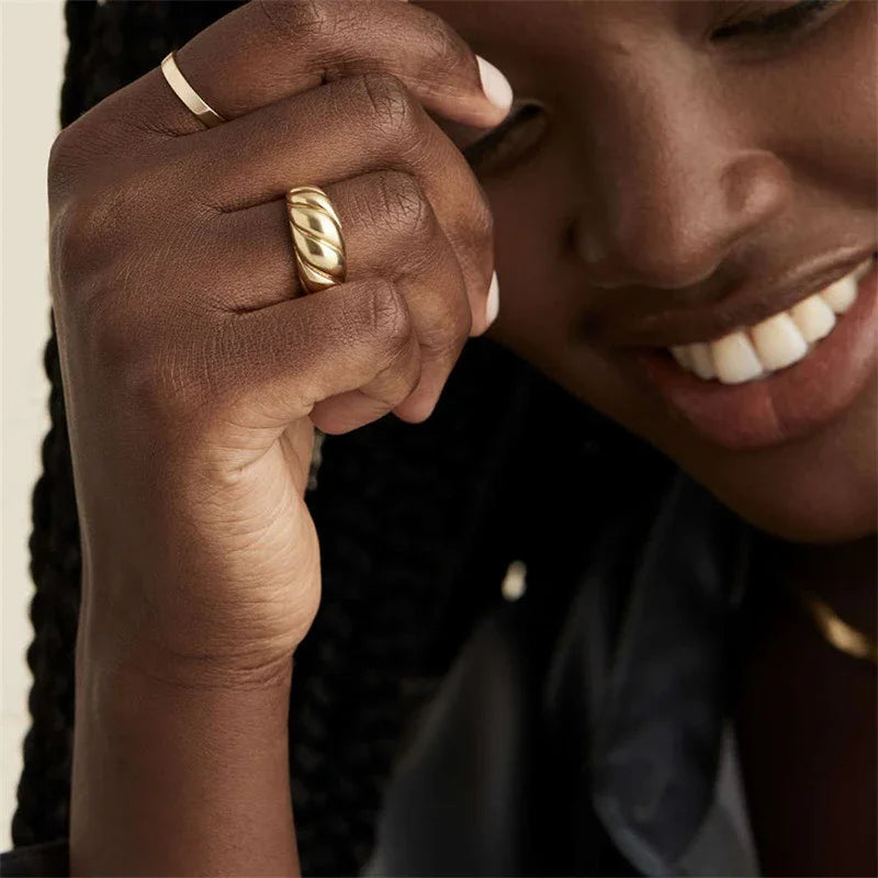 [Raffine]Lorelei Gold Croissant Ring