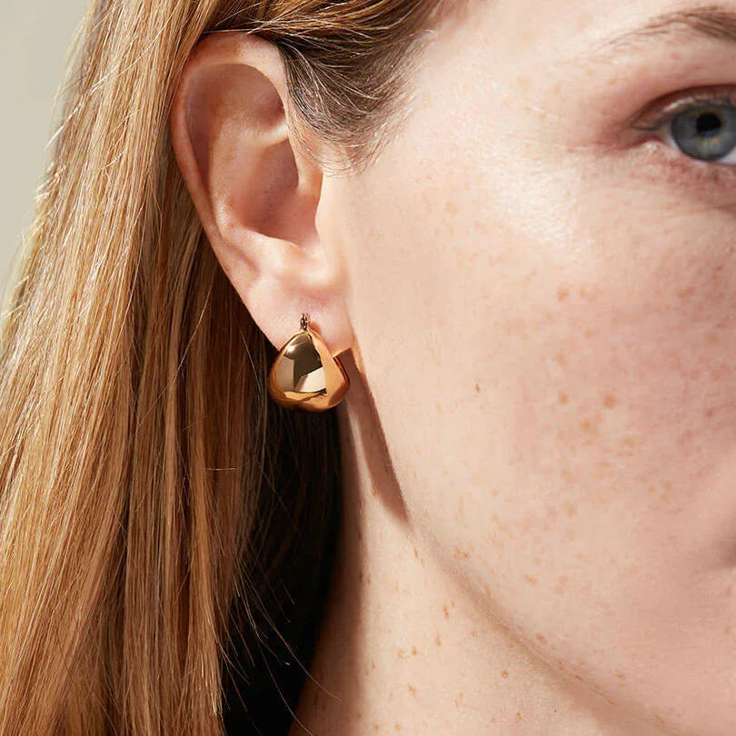 [Raffine]Sunna Gold Huggie Earrings