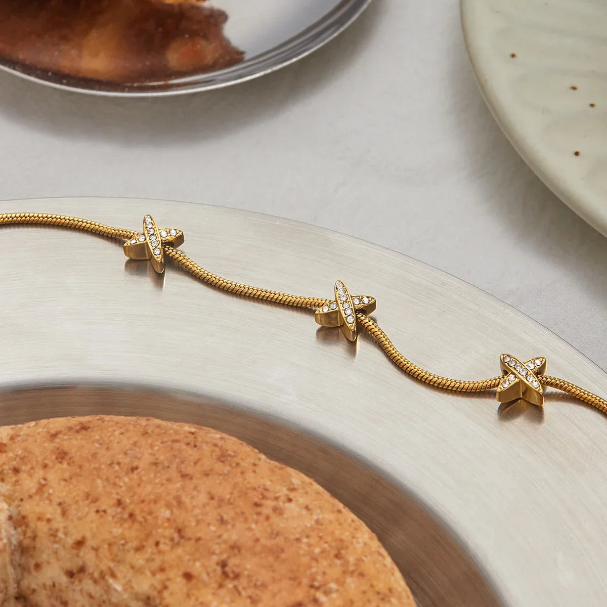 [Raffine]Brienne Diamond Cross Herringbone Bracelet