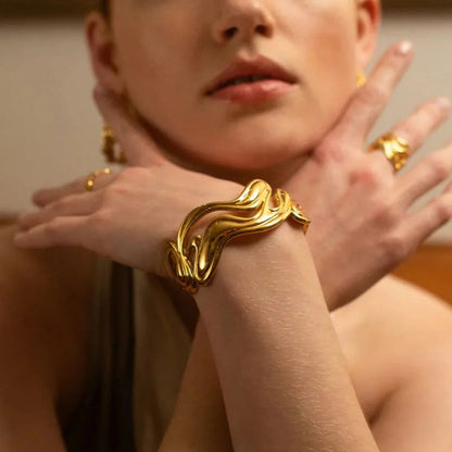 [Raffine]Anissa Wavy Gold Bracelet